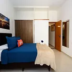 Renovado E Completo A 200M Da Praia | Nsc 1085/914