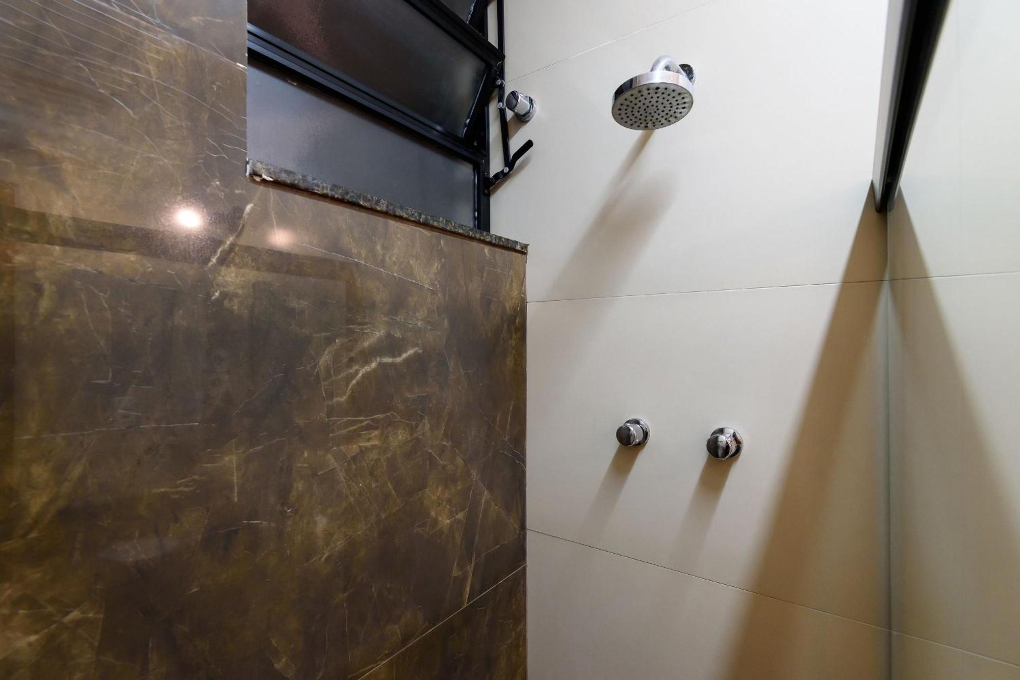Renovado E Completo A 200m Da | Nsc 1085/914 Apartamento *