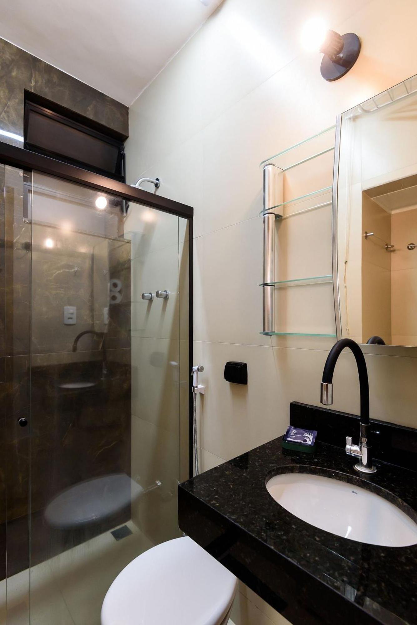 Apartamento Renovado E Completo A 200m Da | Nsc 1085/914 *