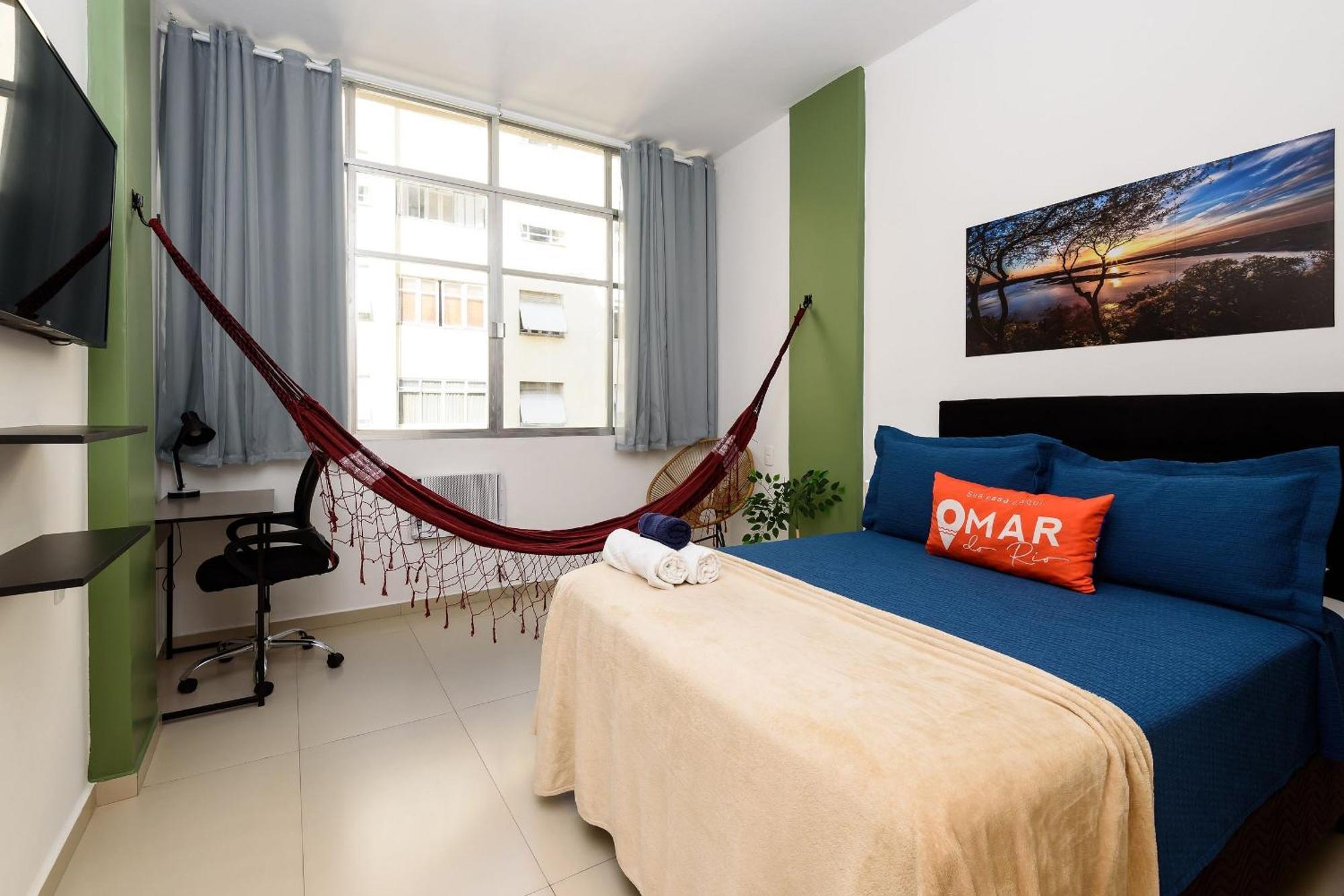 Renovado E Completo A 200m Da | Nsc 1085/914 Apartamento